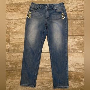 Chicos Platinum Embellished Jewel Ankle Blue Jeans Size 0.5 (S/6)